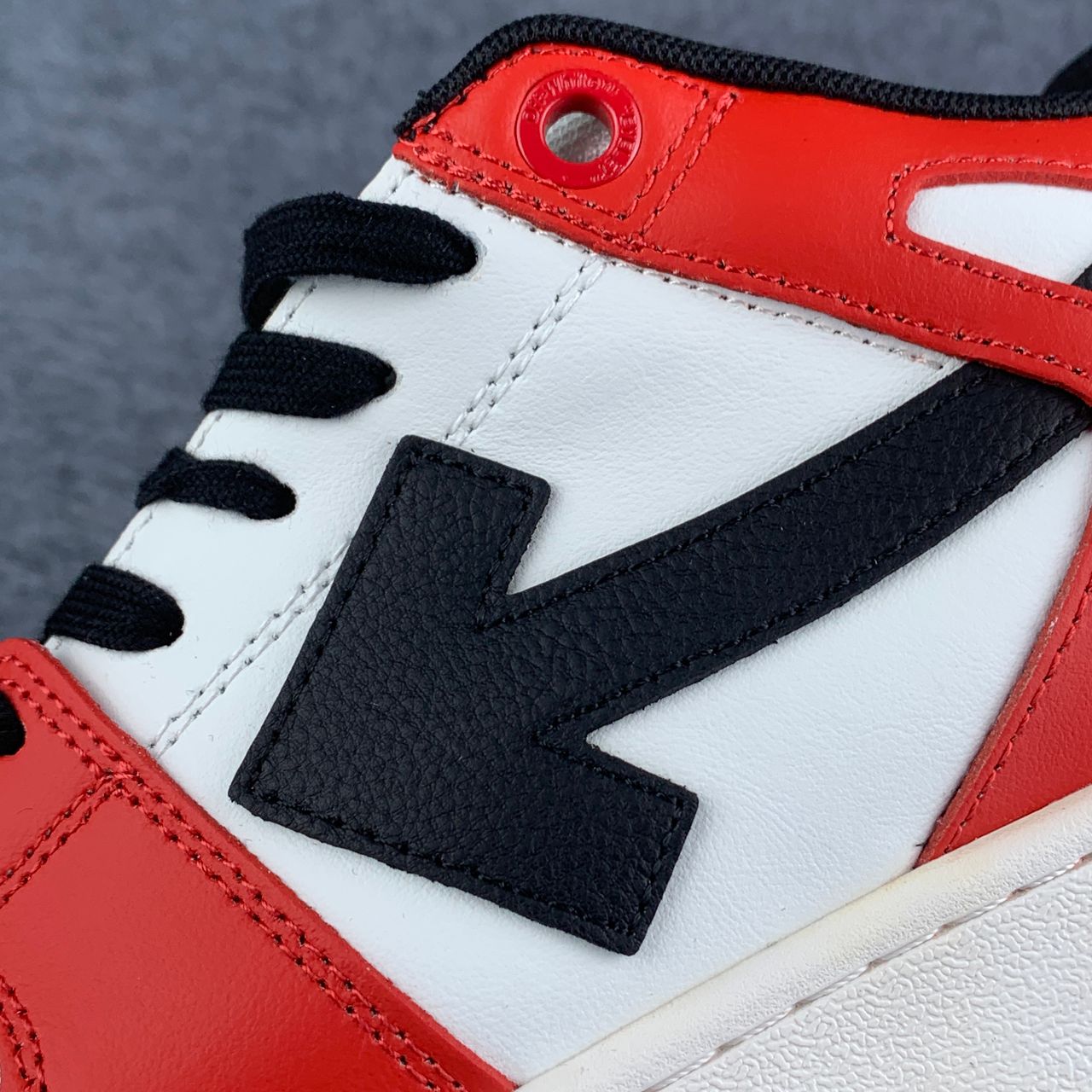 Off-White Out of Office 'Red White Black'