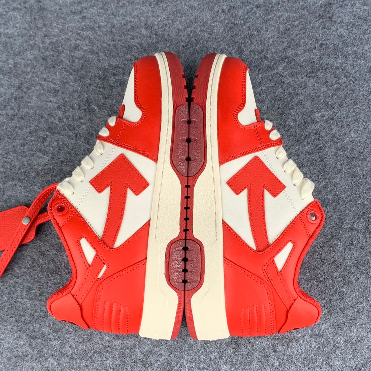 Off-White Out of Office 'Red White'