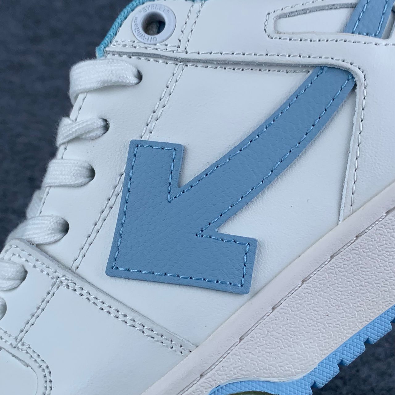 Off-White Out of Office 'White Light Blue'