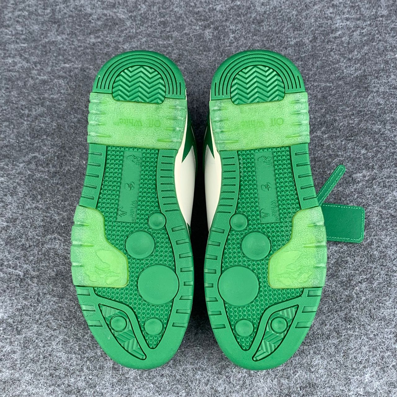 Off-White Out of Office 'Green White'