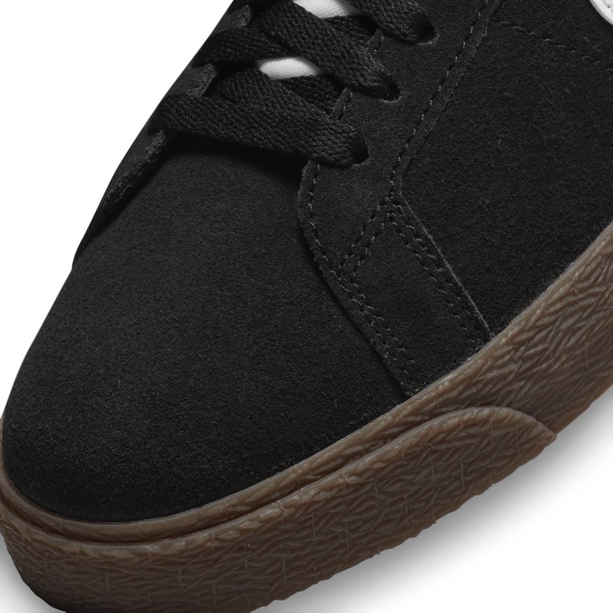 Nike SB Zoom Blazer Mid - Black/White/Black/Sail