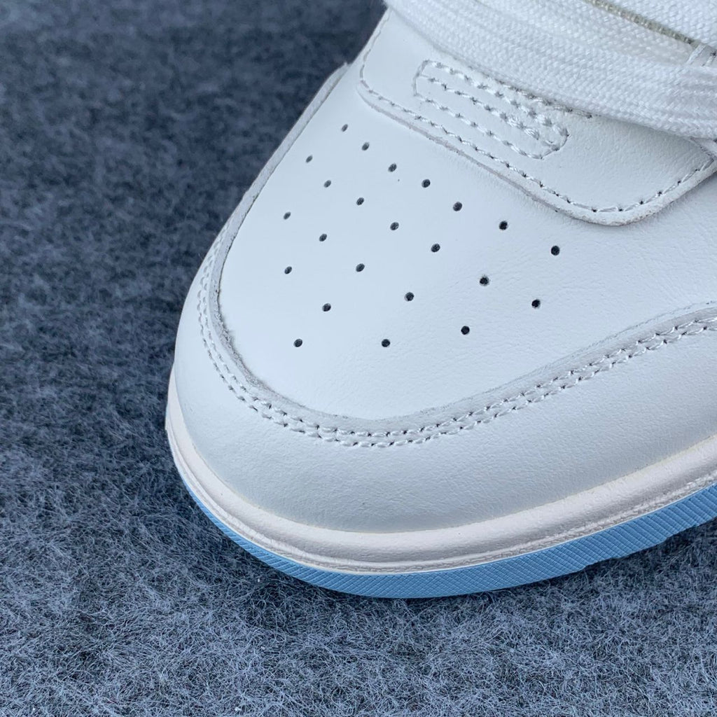 Off-White Out of Office 'White Light Blue'