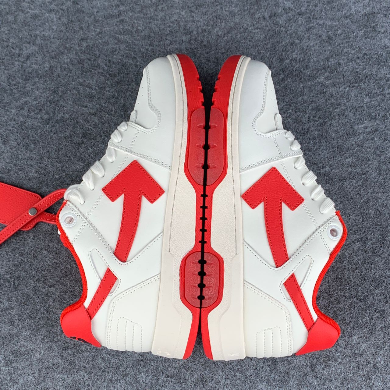 Off-White Out of Office 'White Red'