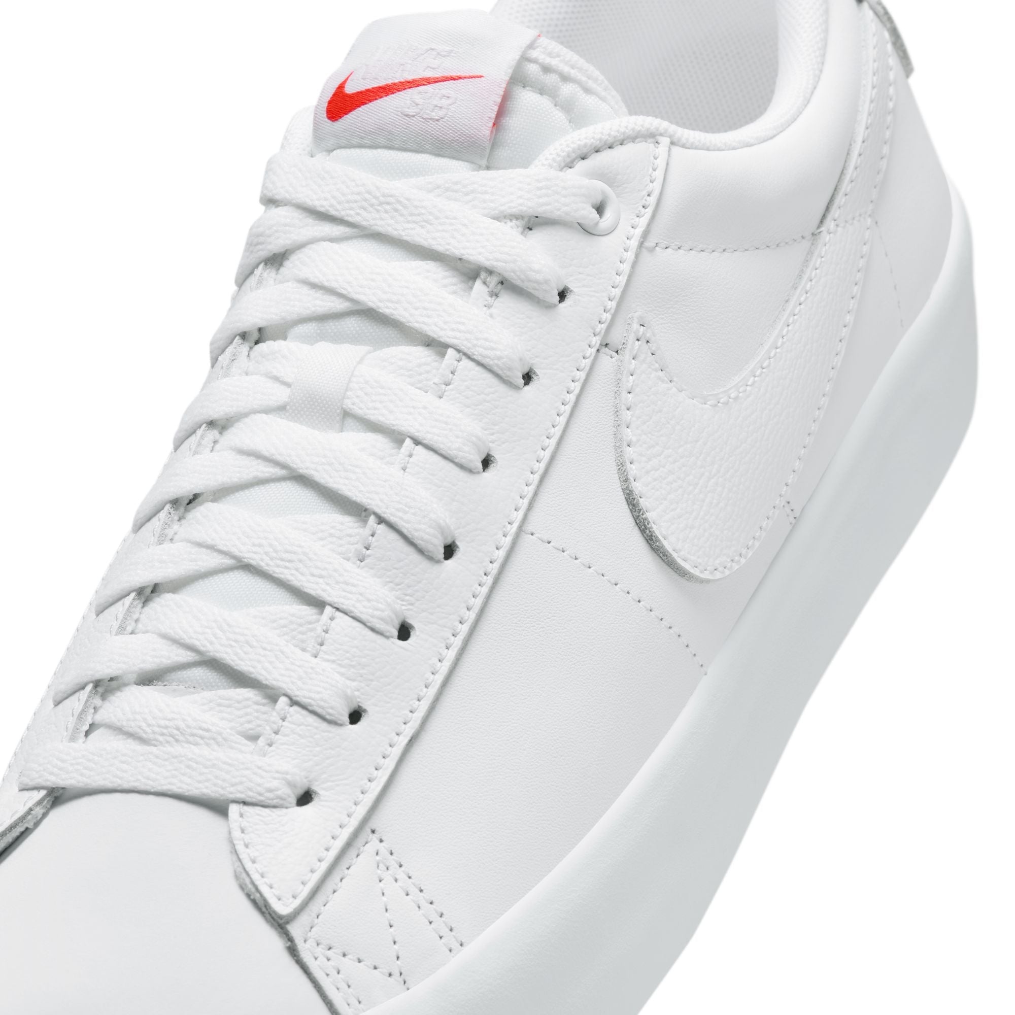 Nike SB Zoom Blazer Low Pro GT - White/White/White