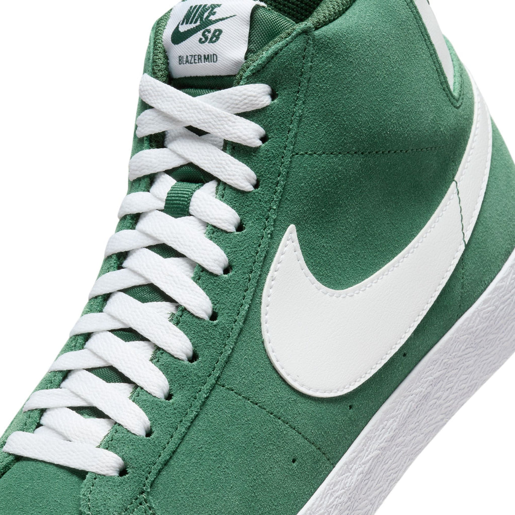 Nike SB Zoom Blazer Mid - Fir/White