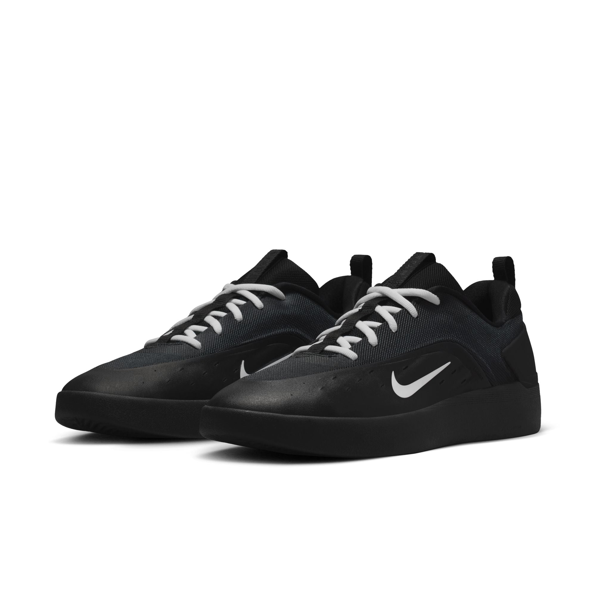 Nike SB Zoom Nyjah 4 - Black/White
