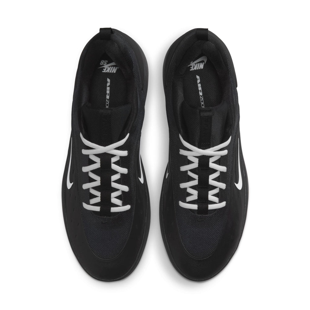 Nike SB Zoom Nyjah 4 - Black/White