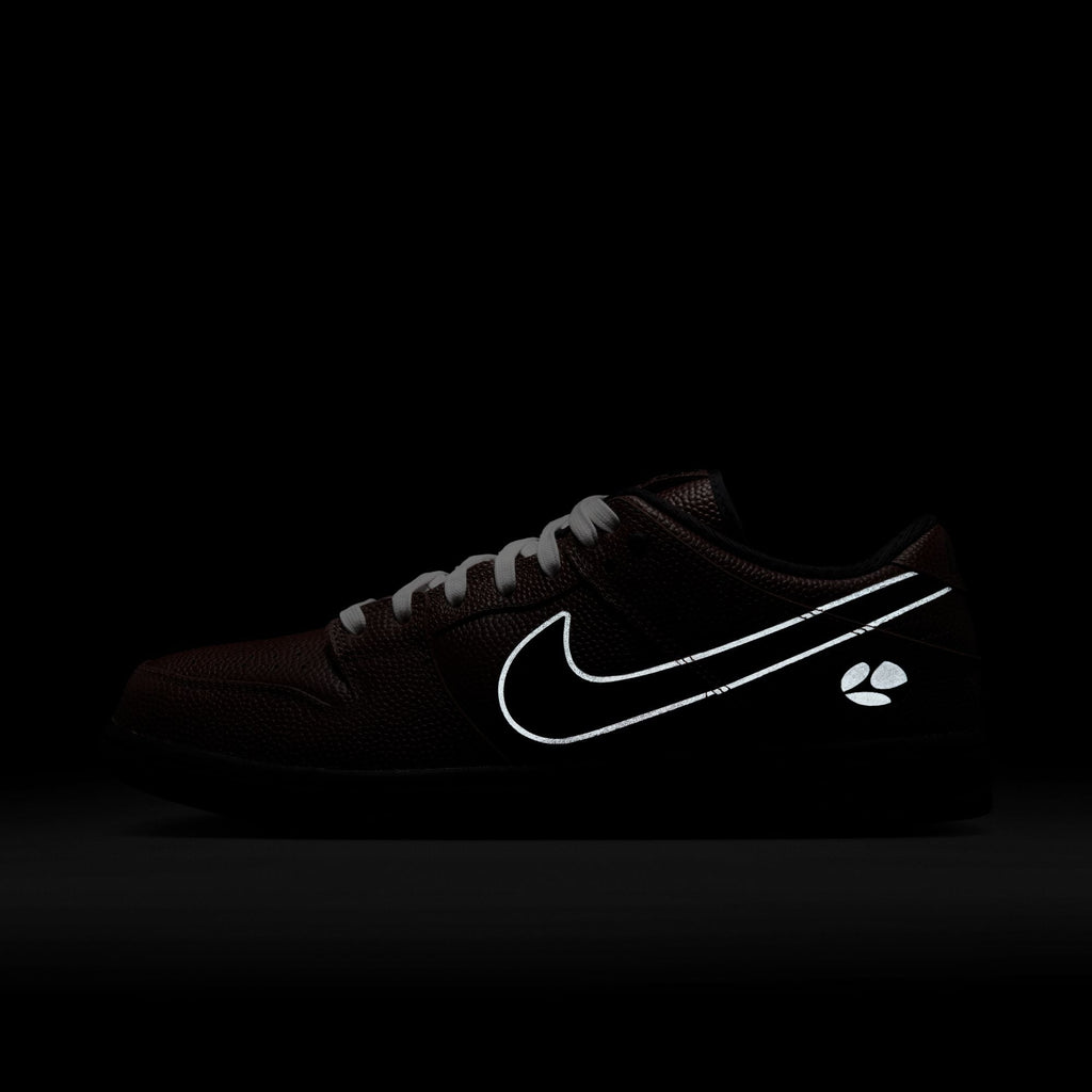 Nike SB Dunk Low Pro - Dark Pony/Black/Silver/White