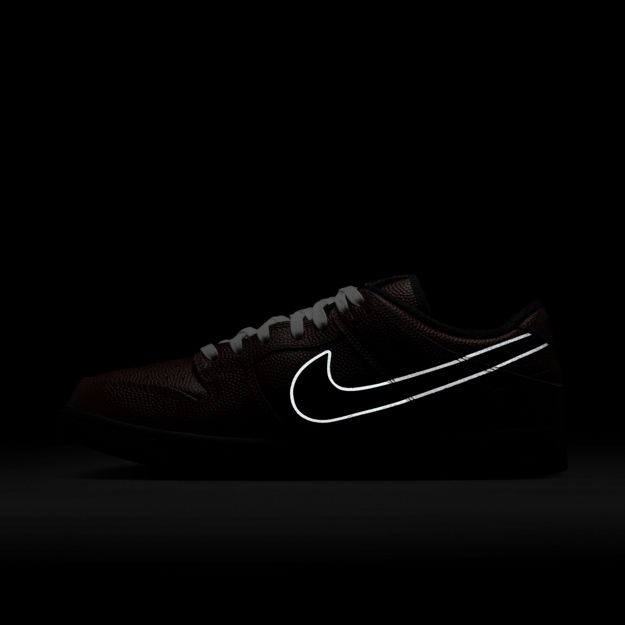 Nike SB Dunk Low Pro - Dark Pony/Black/Silver/White