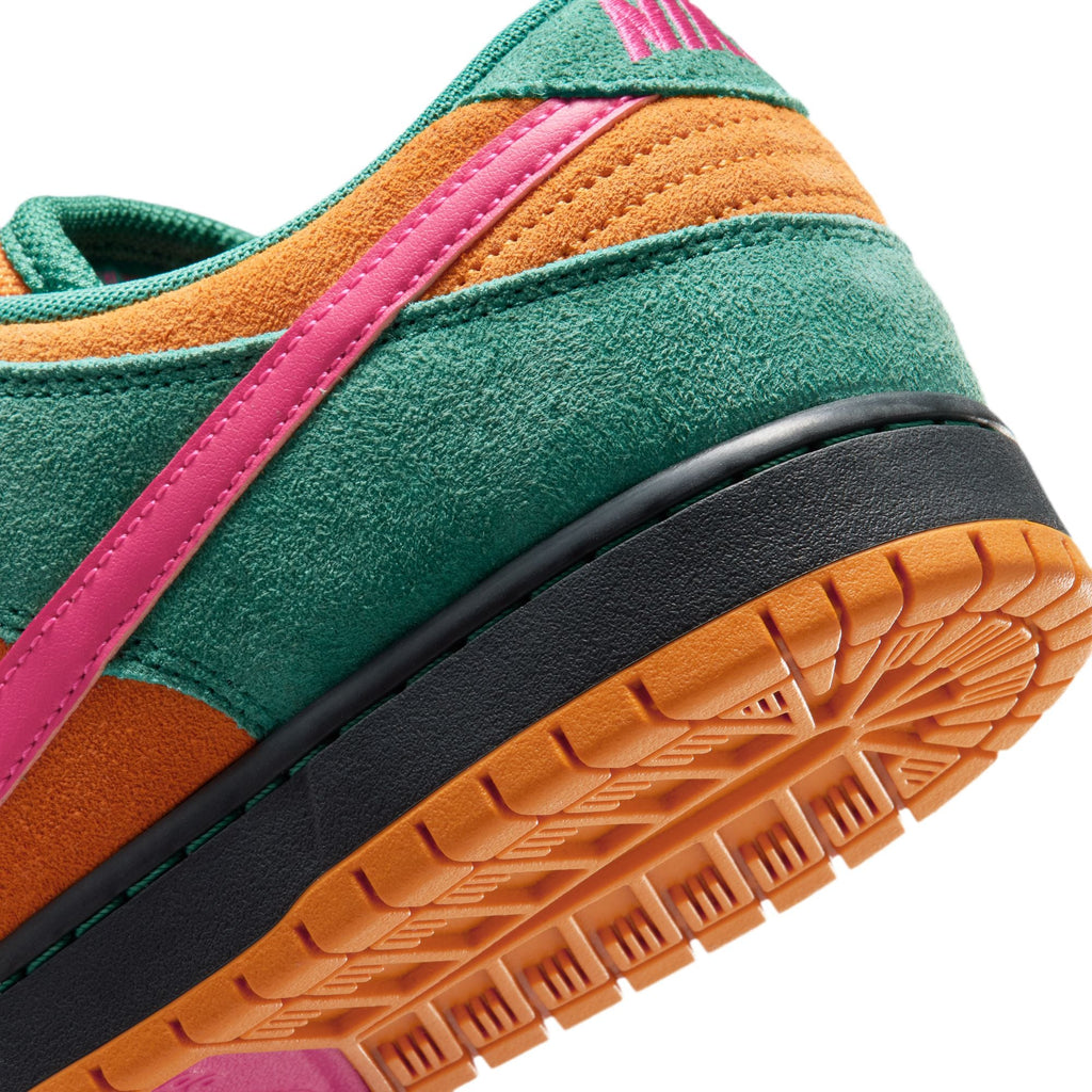 Nike SB Dunk Low Pro - Green Noise/Watermelon/Light Curry