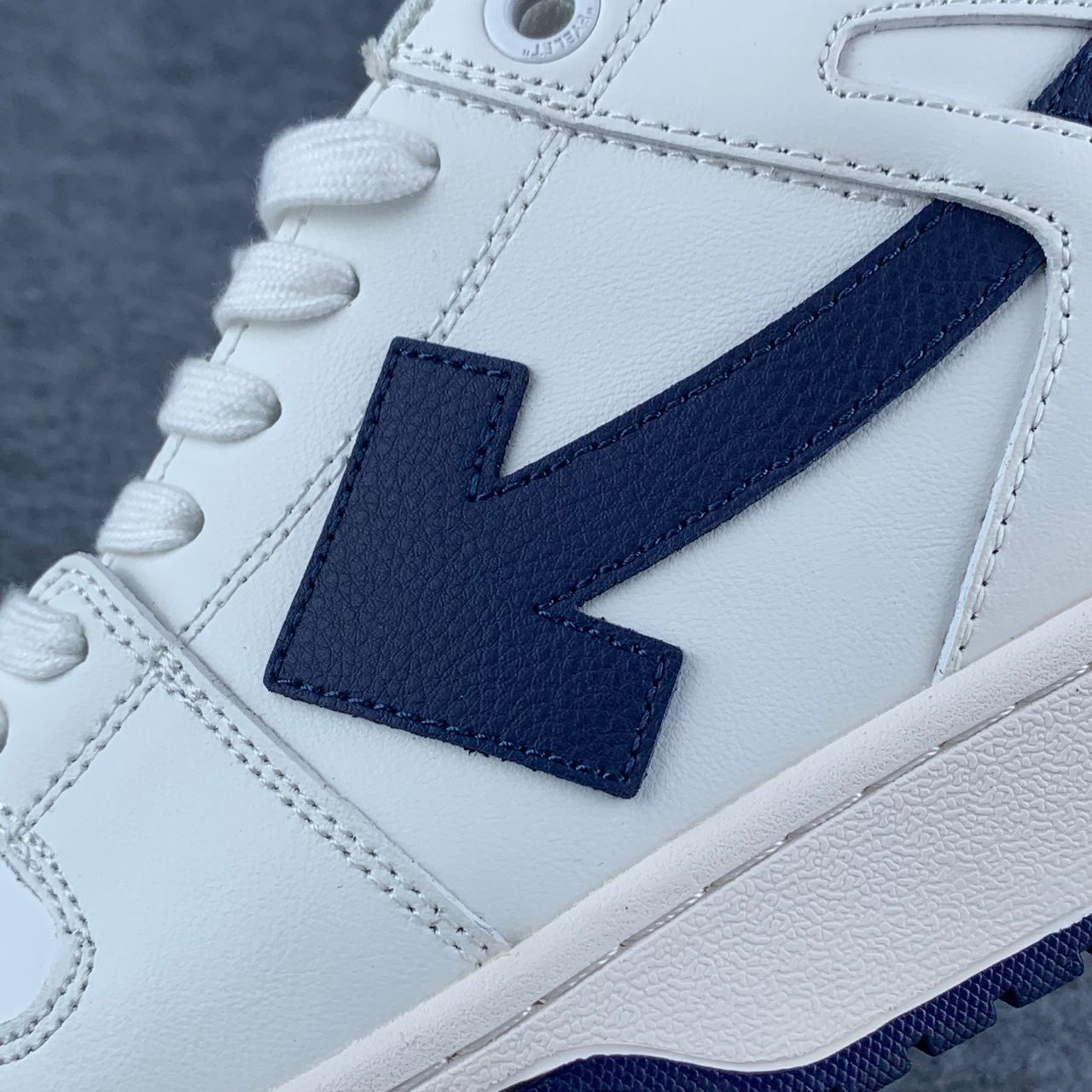 Off-White Out of Office 'White White Navy Blue'