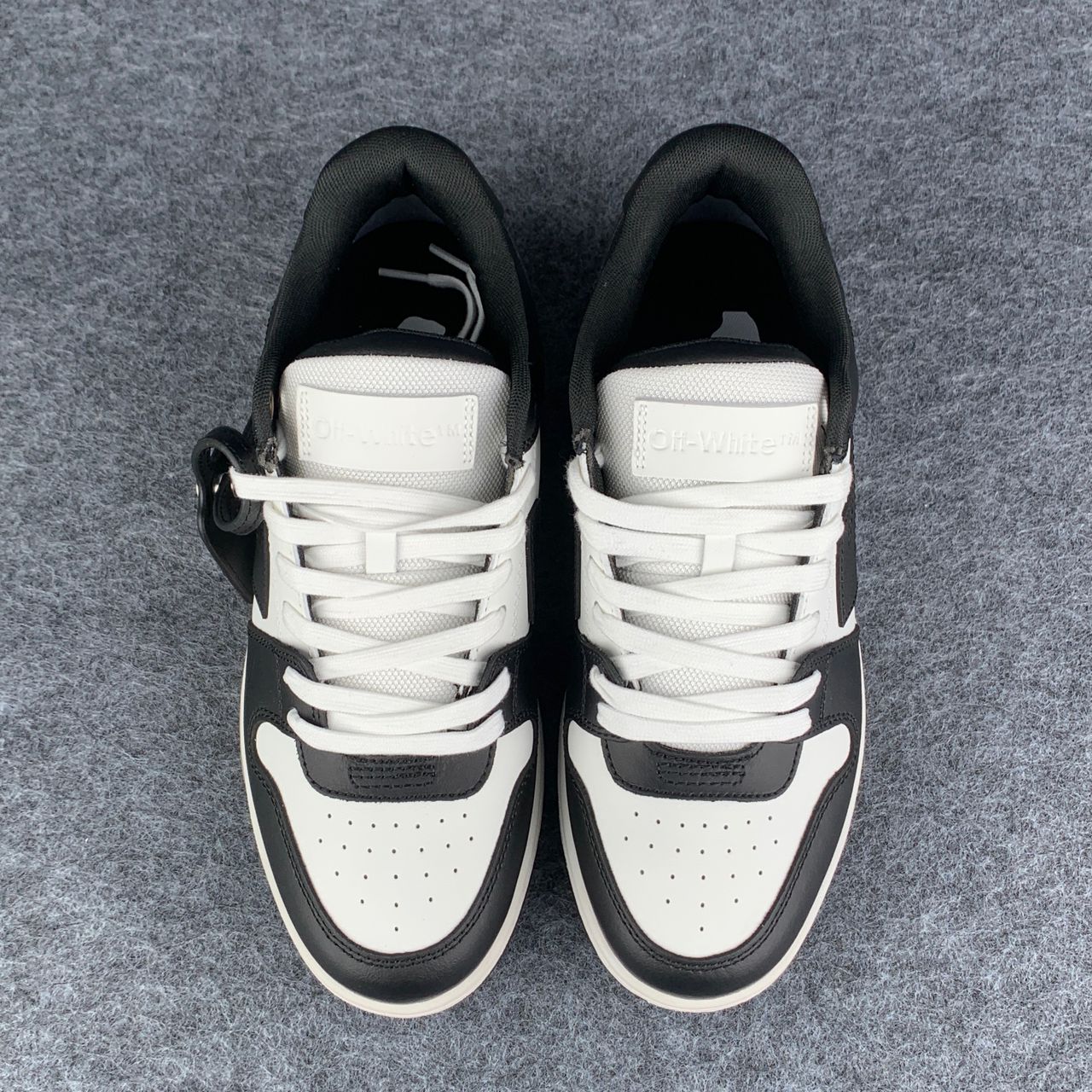 Off-White Out of Office 'White Black White'