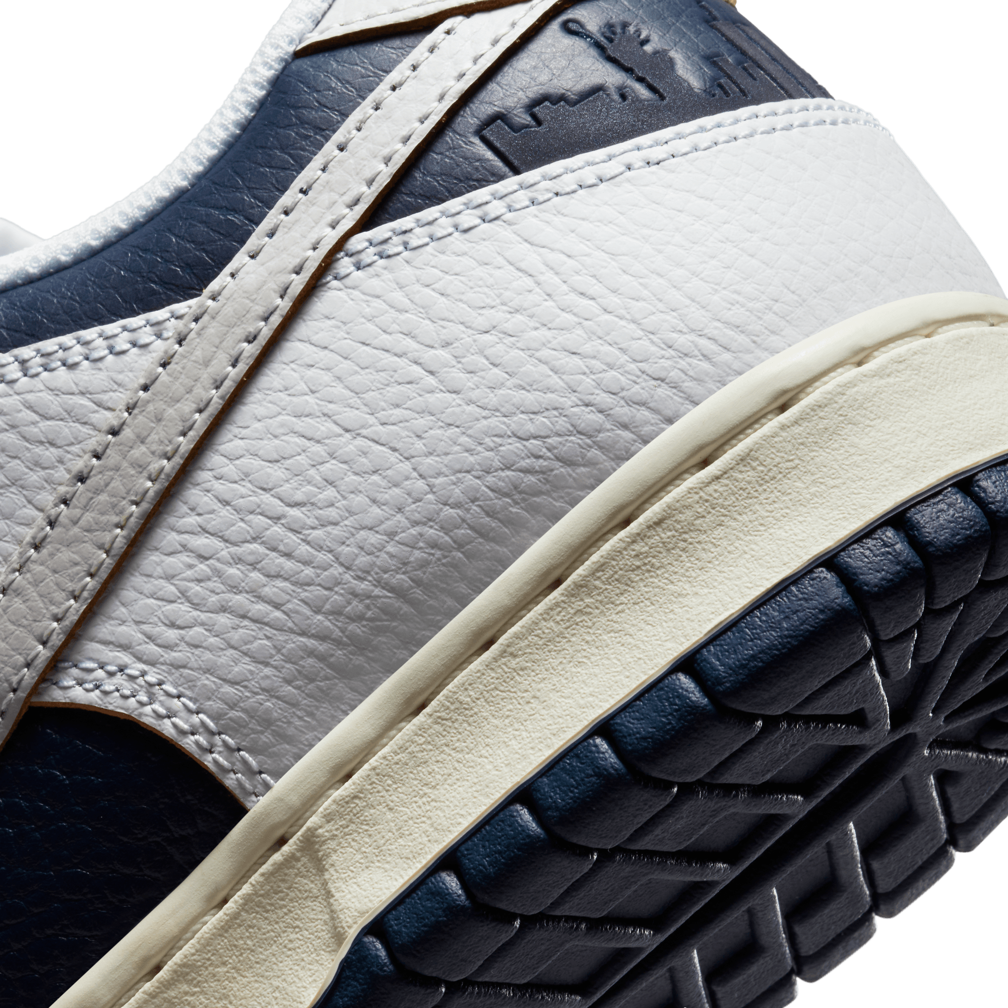 Nike SB Dunk Low OG - Huf City Pack