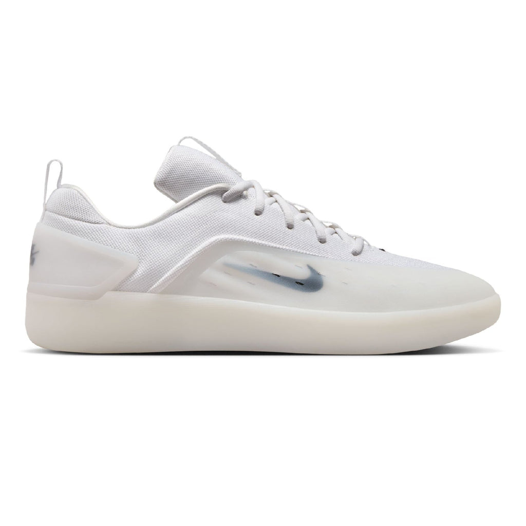Nike SB Zoom Nyjah 4 - White/Black
