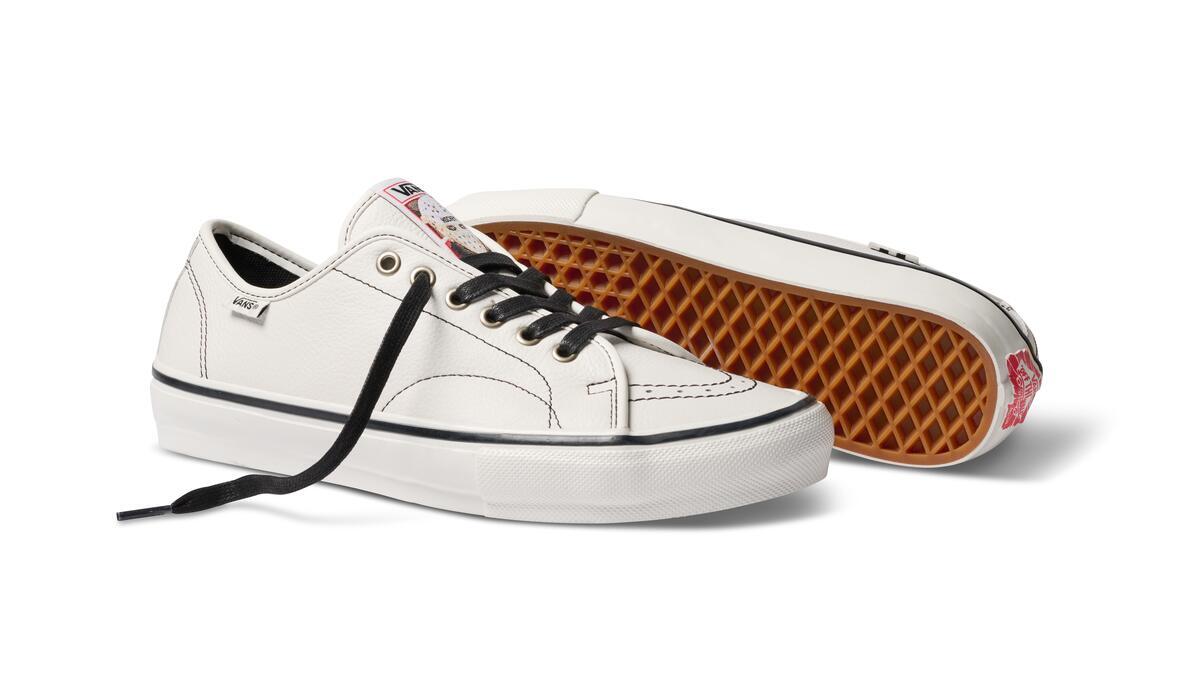 Vans X Hockey Skate AVE Classic VCU - White