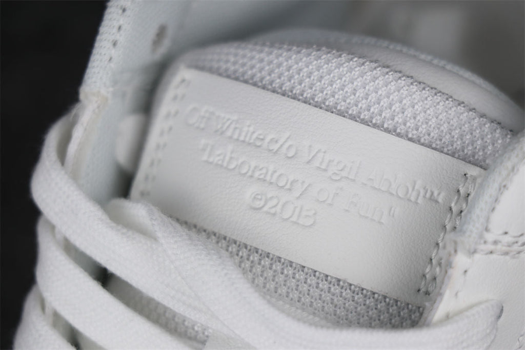Off-White Out of Office 'White Light Pink'