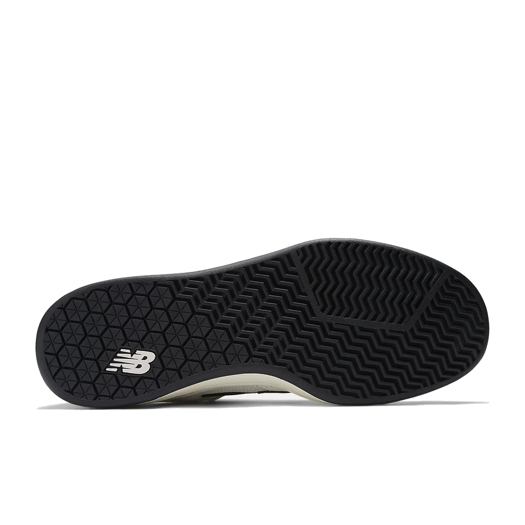 New Balance Numeric 440 V2 - Sea Salt/Black